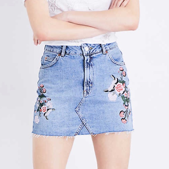 Topshop Dresses & Skirts - 📍TOPSHOP Boho Embroidered Skirt